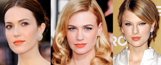Pantone Color of the Year 2012: Tangerine Tango perfekt als Lippenstift und Rouge. Zusammengestellt von Kevin James Bennett Pantone Color of the Year 2012: Tangerine Tango perfekt als Lippenstift und Rouge. Zusammengestellt von Kevin James Bennett